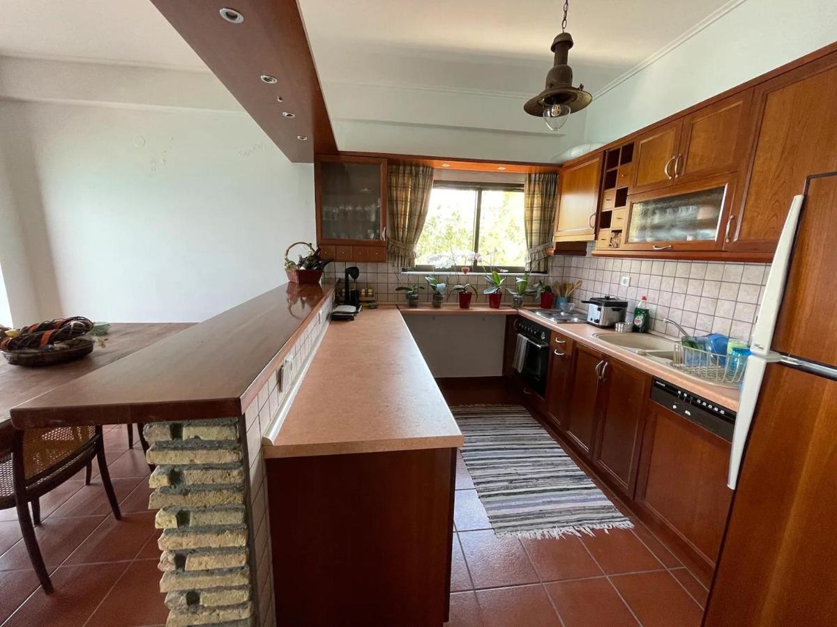 Stunning Beachfront Apartment Stratos Nerantza Luaran gambar